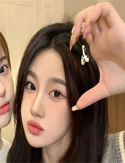 探索《爱情有约》的奥秘：隐藏细节与深层意义